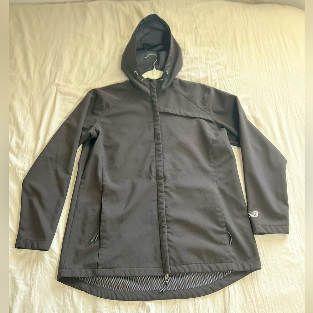 New Balance women’s.‎ Black and Gray Patterned Jacket Size XL